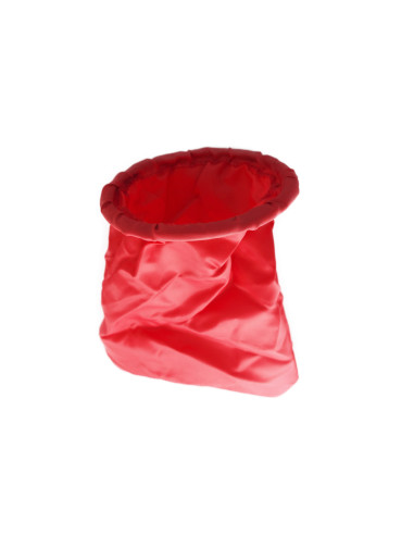 Large storage hatch for kayaks with splash bag