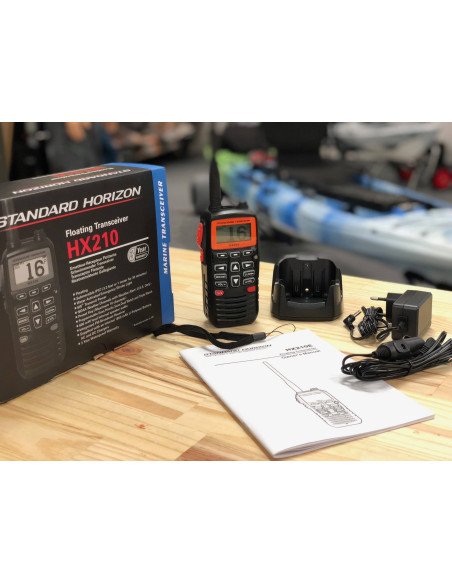 VHF PORTABLE HX210