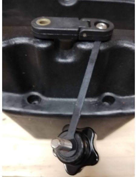 Vis de fixation de pedalier
